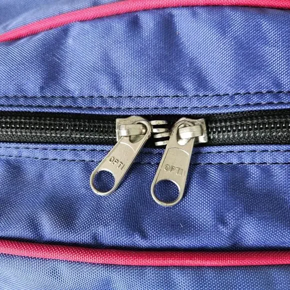 Nike Duffle Gym Bag Retro Vintage 90s Y2K Colorful Purple Pink Strap Zip - Picture 3 of 16